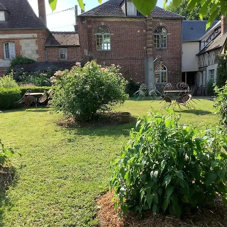 La Cour De L'eglise 14290 Courtonne Les Deux Eglises Bed & Breakfast